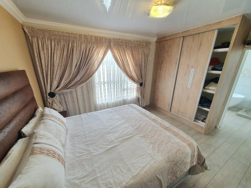 4 Bedroom Property for Sale in Chantelle Gauteng