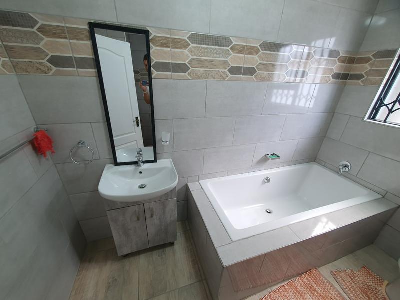 4 Bedroom Property for Sale in Chantelle Gauteng