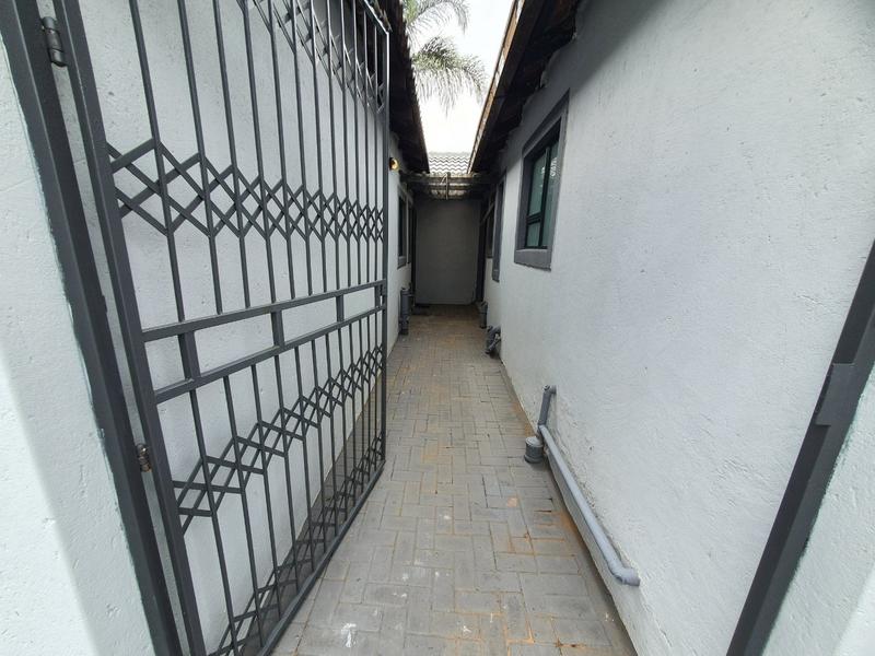 4 Bedroom Property for Sale in Chantelle Gauteng