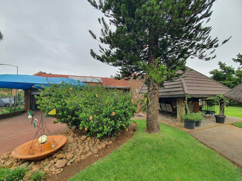 3 Bedroom Property for Sale in Dorandia Gauteng