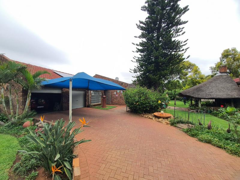 3 Bedroom Property for Sale in Dorandia Gauteng