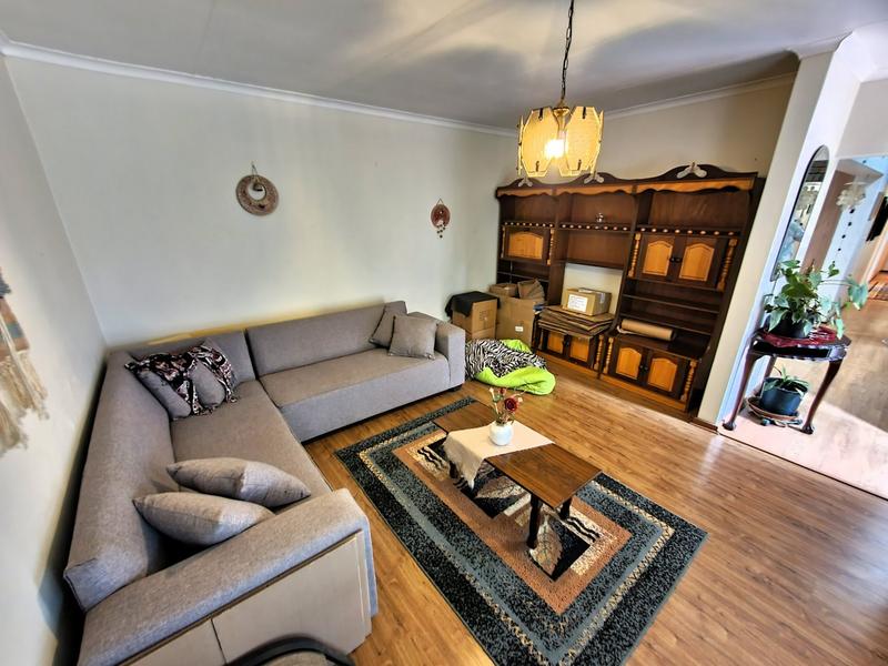 3 Bedroom Property for Sale in Dorandia Gauteng