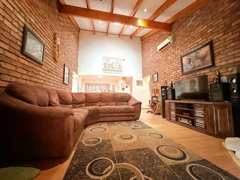 3 Bedroom Property for Sale in Dorandia Gauteng
