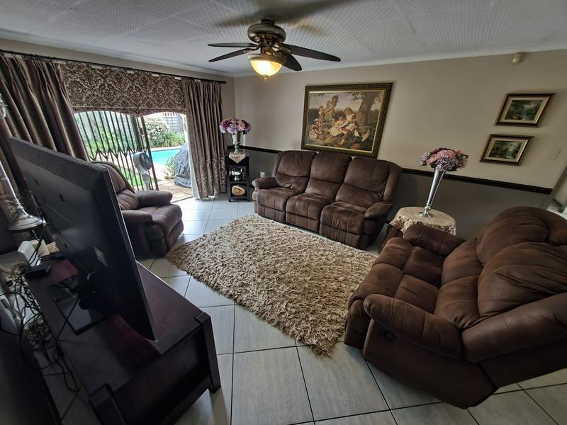 3 Bedroom Property for Sale in Montana Tuine Gauteng