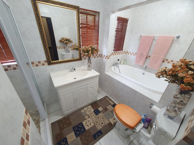 3 Bedroom Property for Sale in Montana Tuine Gauteng