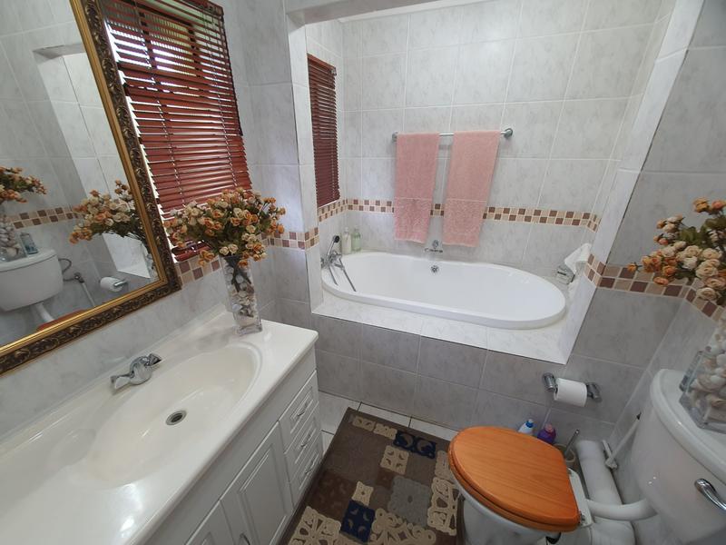 3 Bedroom Property for Sale in Montana Tuine Gauteng