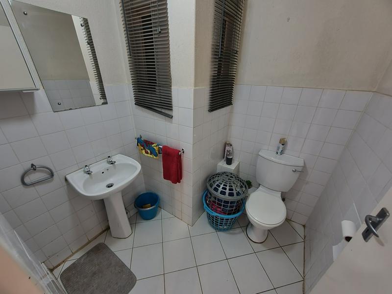 2 Bedroom Property for Sale in Pretoria North Gauteng