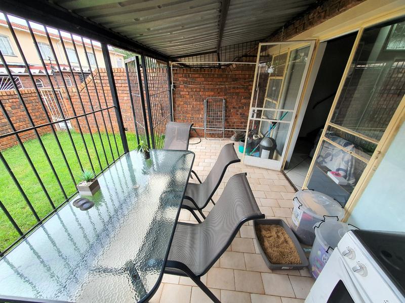 2 Bedroom Property for Sale in Sinoville Gauteng