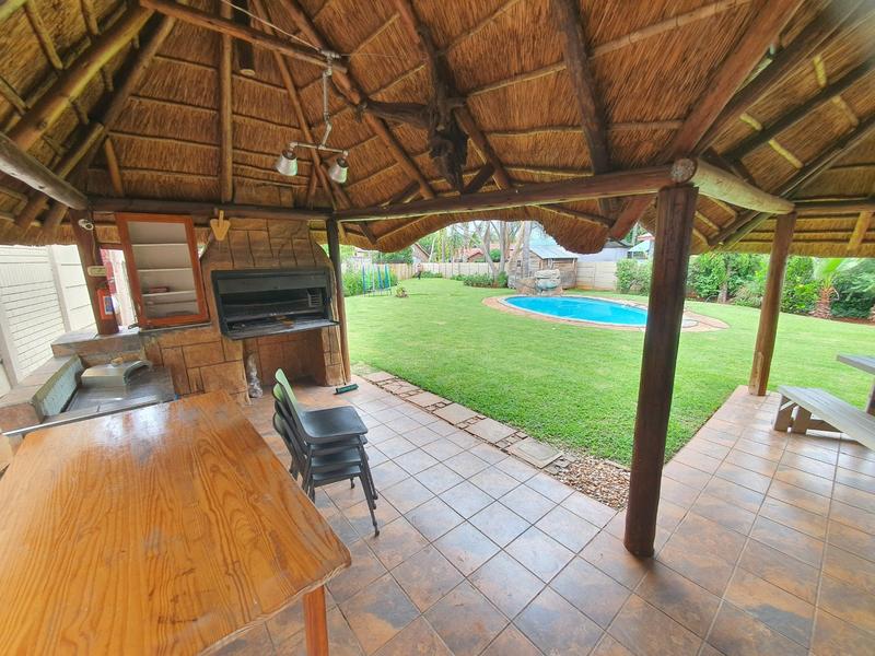 4 Bedroom Property for Sale in Sinoville Gauteng