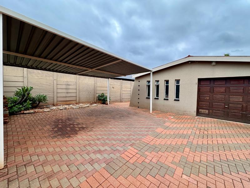4 Bedroom Property for Sale in Sinoville Gauteng