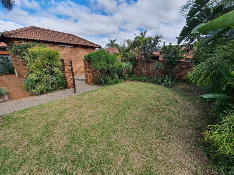 2 Bedroom Property for Sale in Theresa Park Gauteng