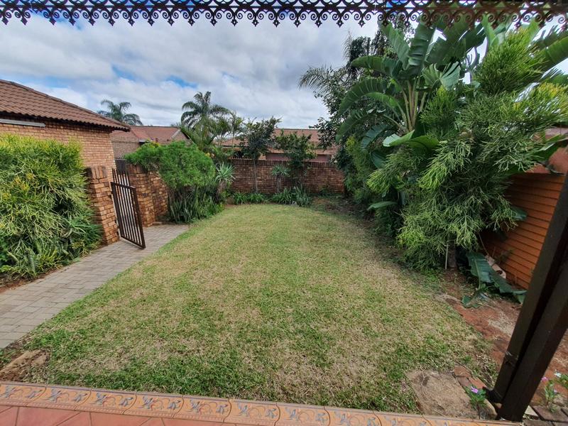 2 Bedroom Property for Sale in Theresa Park Gauteng