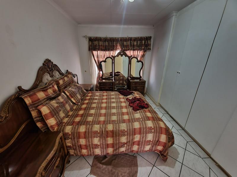 2 Bedroom Property for Sale in Theresa Park Gauteng