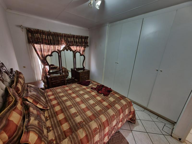 2 Bedroom Property for Sale in Theresa Park Gauteng