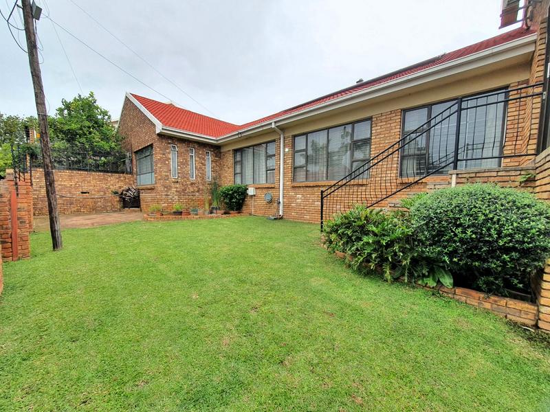 5 Bedroom Property for Sale in Wonderboom Gauteng