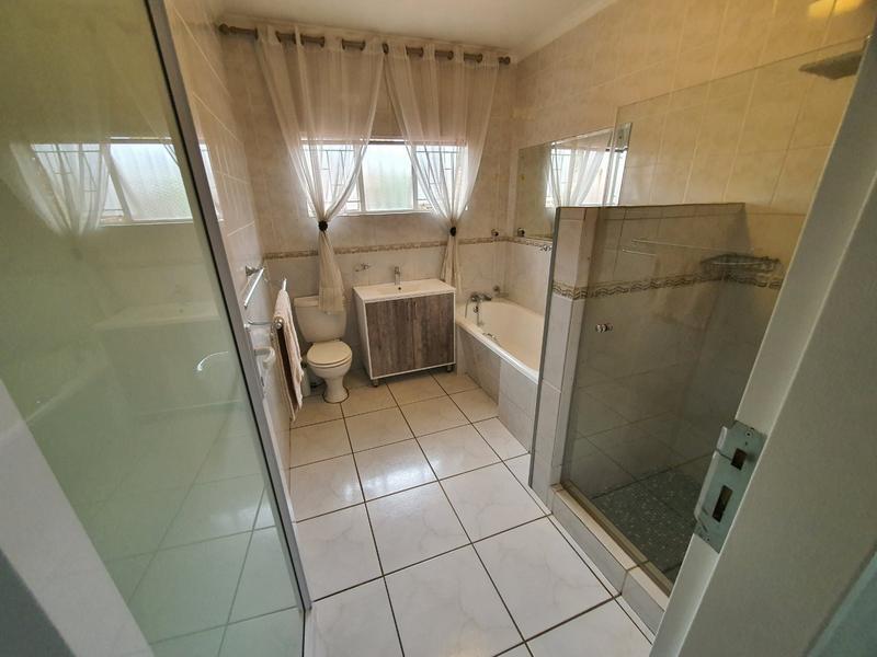 5 Bedroom Property for Sale in Wonderboom Gauteng