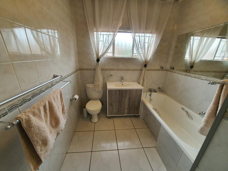 5 Bedroom Property for Sale in Wonderboom Gauteng