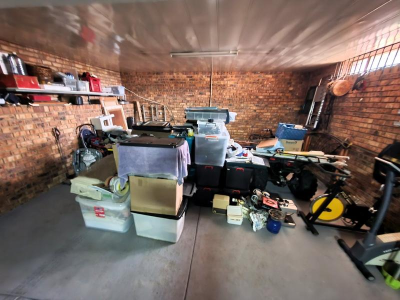 5 Bedroom Property for Sale in Wonderboom Gauteng