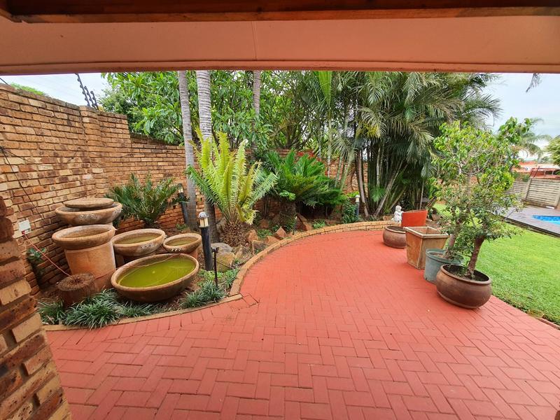 5 Bedroom Property for Sale in Wonderboom Gauteng