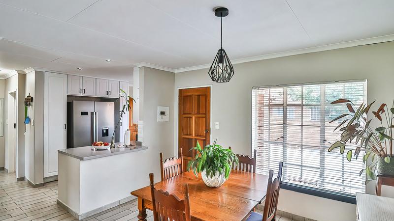 2 Bedroom Property for Sale in Highveld Gauteng