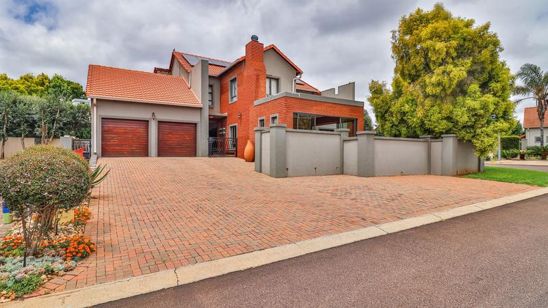 3 Bedroom Property for Sale in Midlands Estate Gauteng