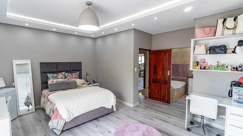 3 Bedroom Property for Sale in Midlands Estate Gauteng