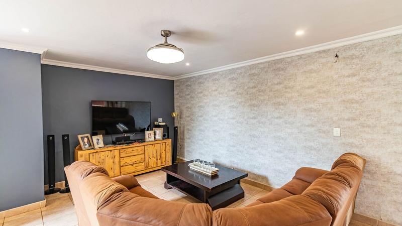 3 Bedroom Property for Sale in Midlands Estate Gauteng