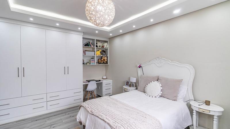 3 Bedroom Property for Sale in Midlands Estate Gauteng