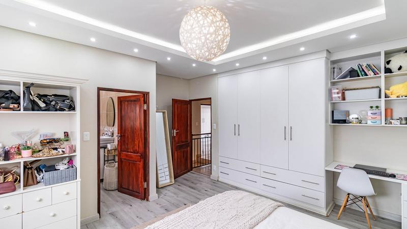 3 Bedroom Property for Sale in Midlands Estate Gauteng