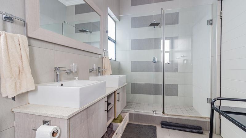 3 Bedroom Property for Sale in Midstream Meadows Gauteng