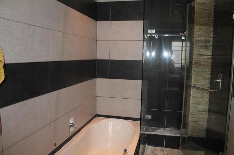 3 Bedroom Property for Sale in Bruma Gauteng