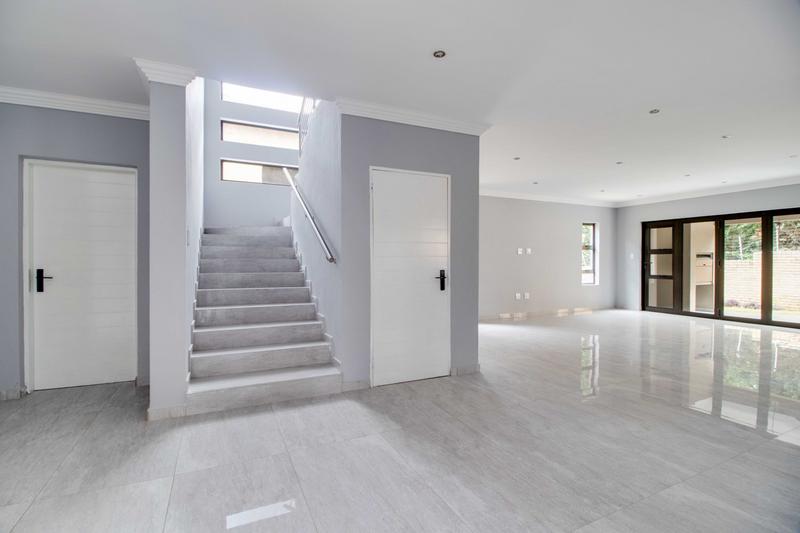 4 Bedroom Property for Sale in Ruimsig Gauteng