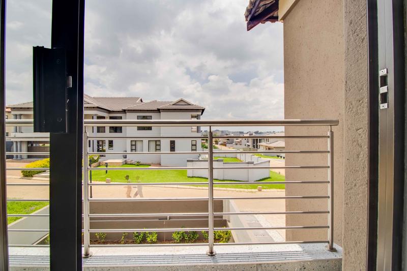 4 Bedroom Property for Sale in Ruimsig Gauteng