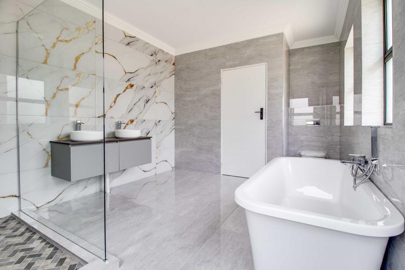 4 Bedroom Property for Sale in Ruimsig Gauteng