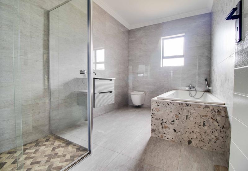 4 Bedroom Property for Sale in Ruimsig Gauteng