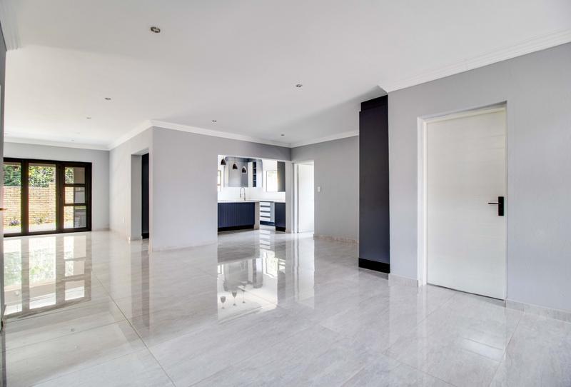 4 Bedroom Property for Sale in Ruimsig Gauteng