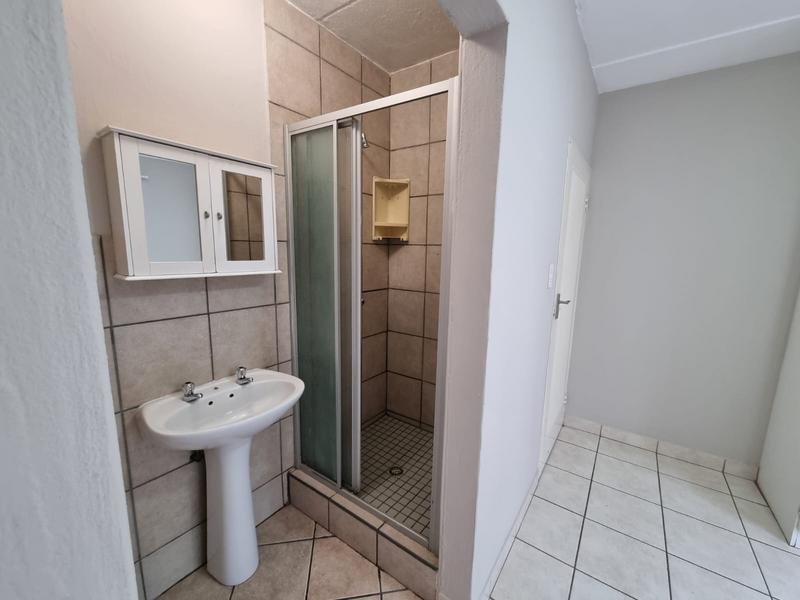 3 Bedroom Property for Sale in Constantia Kloof Gauteng