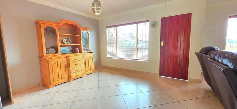 2 Bedroom Property for Sale in Helderkruin Gauteng