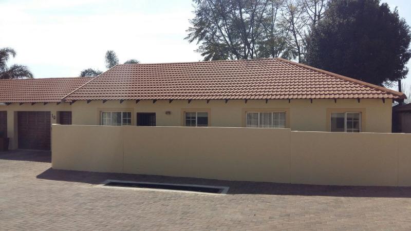 3 Bedroom Property for Sale in Ruimsig Gauteng