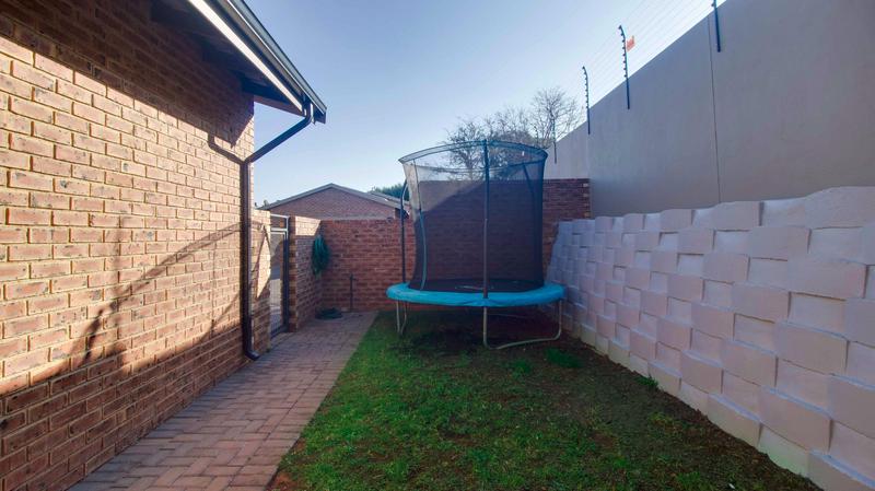2 Bedroom Property for Sale in Krugersdorp North Gauteng