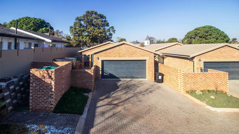 2 Bedroom Property for Sale in Krugersdorp North Gauteng