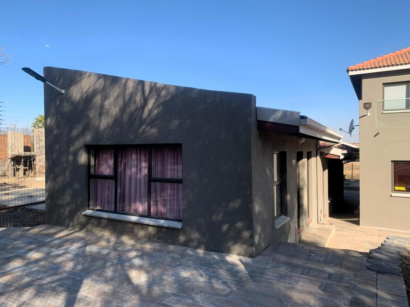 6 Bedroom Property for Sale in Sunward Park Gauteng