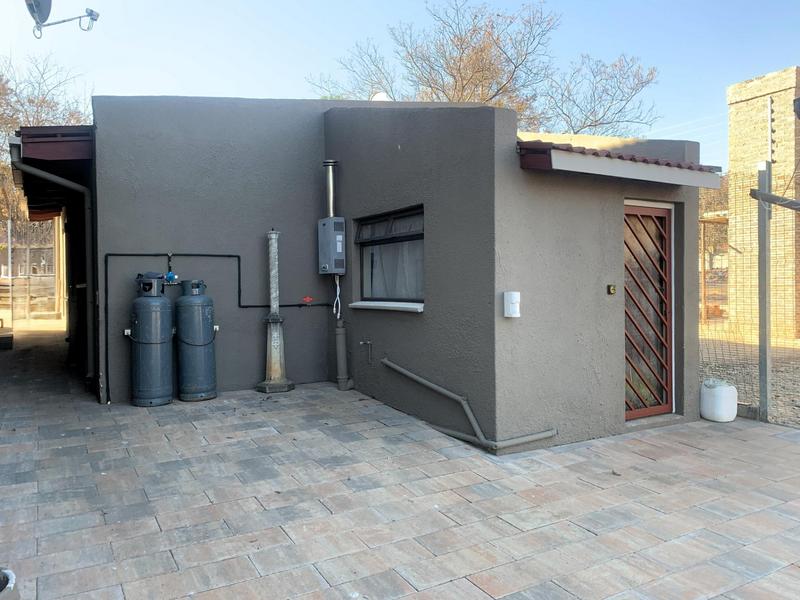 6 Bedroom Property for Sale in Sunward Park Gauteng