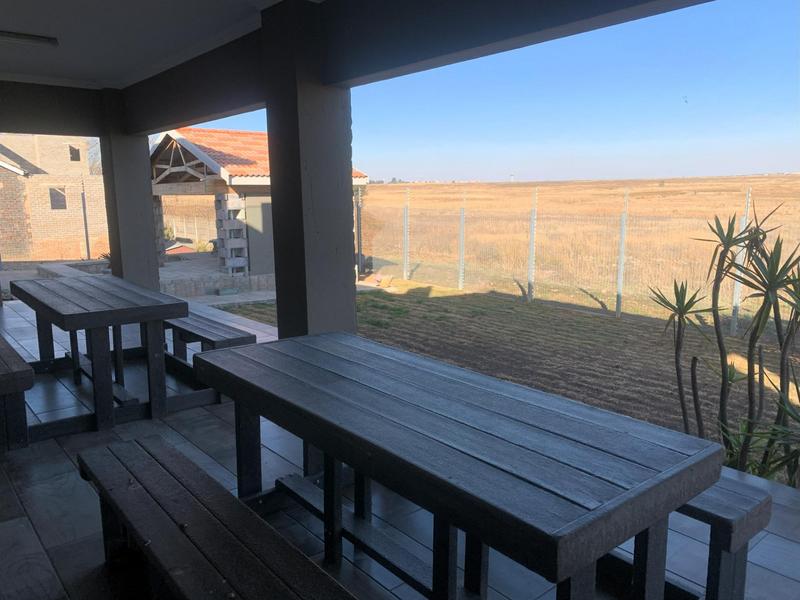 6 Bedroom Property for Sale in Sunward Park Gauteng