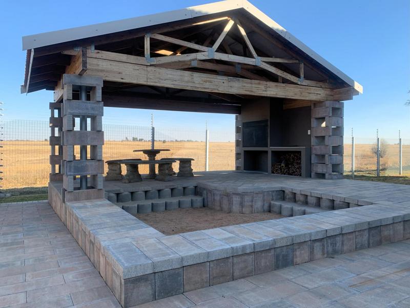 6 Bedroom Property for Sale in Sunward Park Gauteng