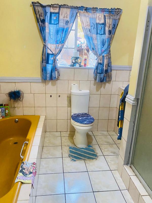 To Let 3 Bedroom Property for Rent in Primrose Hill Gauteng