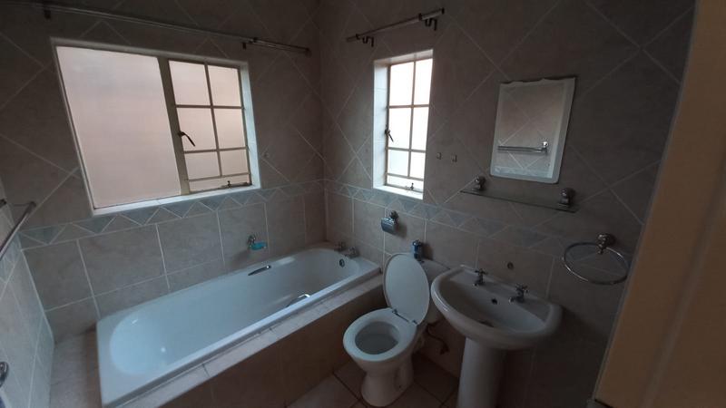 To Let 2 Bedroom Property for Rent in Claremont Gauteng