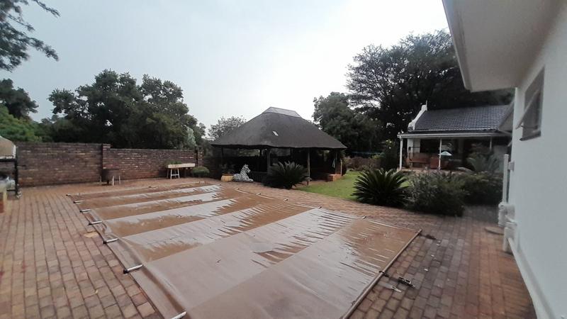10 Bedroom Property for Sale in Andeon AH Gauteng