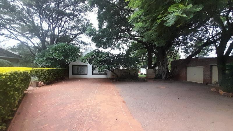 10 Bedroom Property for Sale in Andeon AH Gauteng