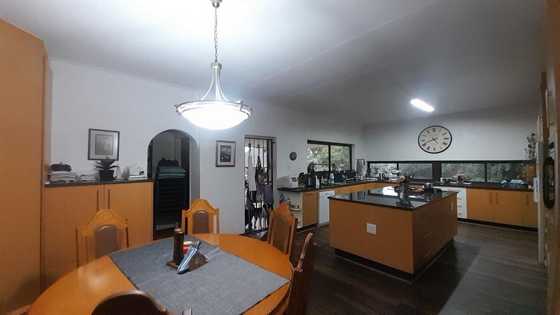 10 Bedroom Property for Sale in Andeon AH Gauteng